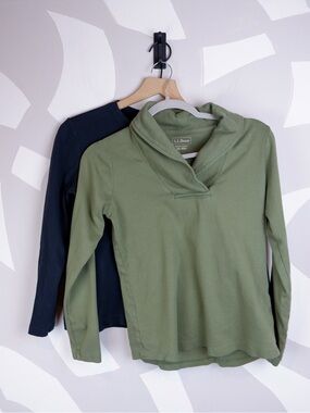 L.L. Bean Lot of 2 100% Cotton Long Sleeve T-Shirts Olive and Black | XS